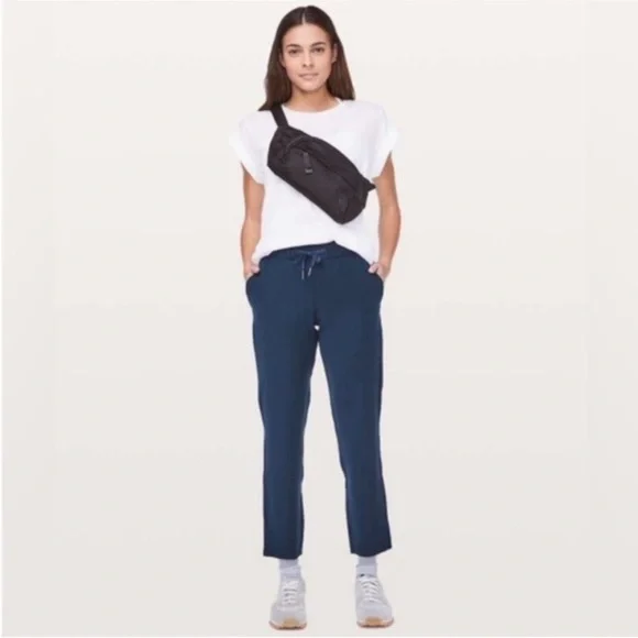 Lululemon On The Fly Pant - Picture 1 of 4